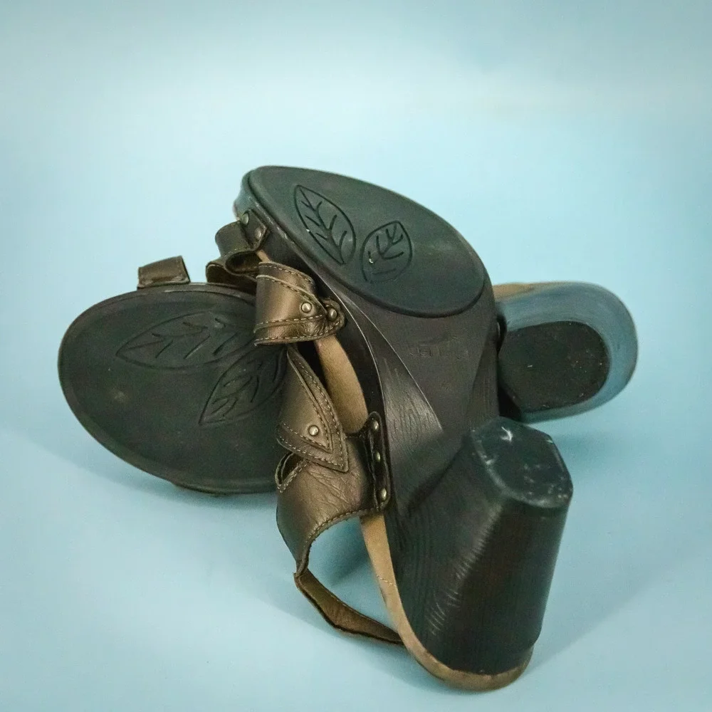 Dansko 41 Size 11-11.5 Bronze Nina Floral Strappy Platform Comfort Sandals